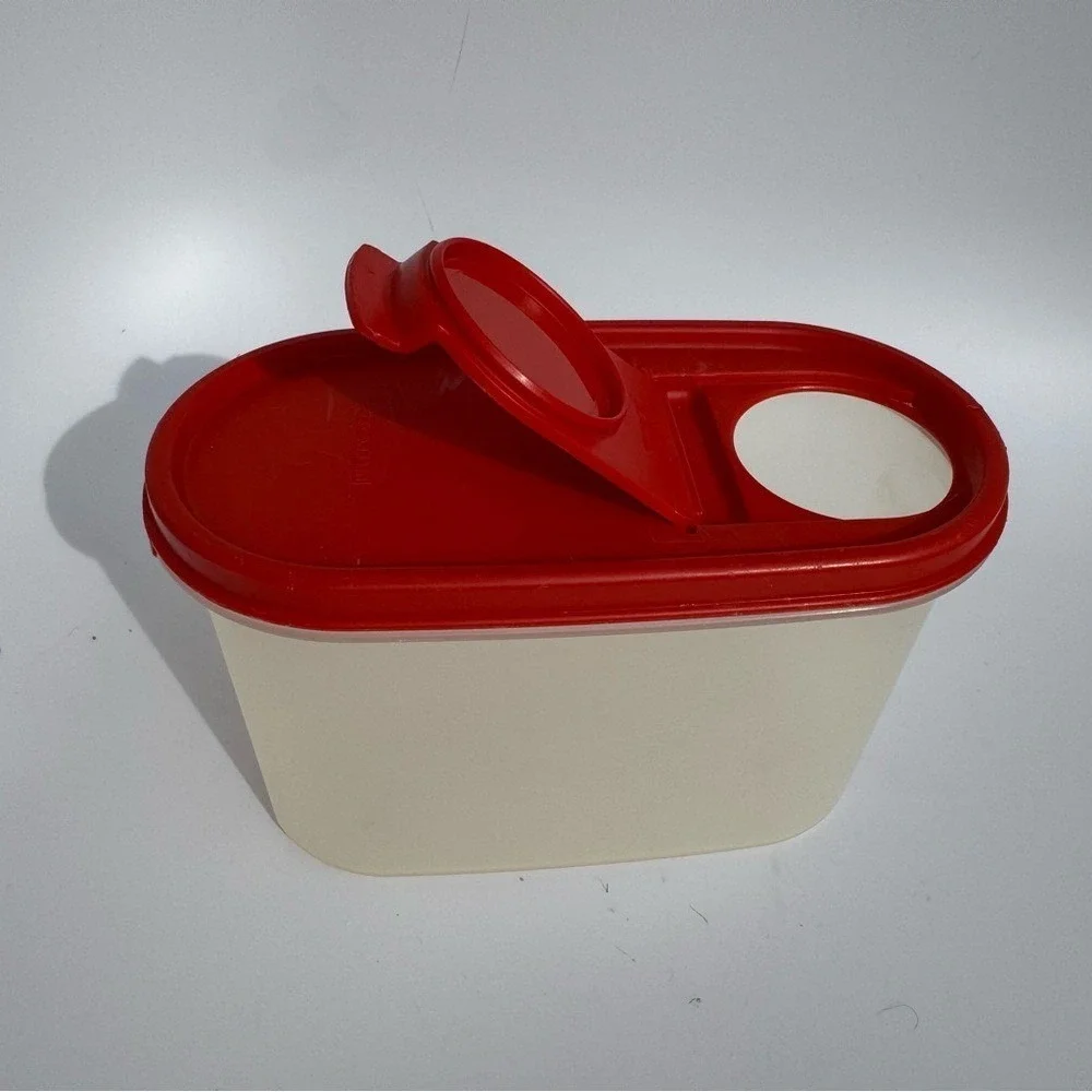 Tupperware Modular Mates #2 Flip Lid Red Top 4 3/4 Cups Vintage Kitchen Storage